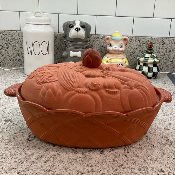 VINTAGE BOSTON WAREHOUSE TERRA COTTA DOUBLE HANDLE DUTCH OVEN BAKING DISH W/LID - Picture 1 of 10